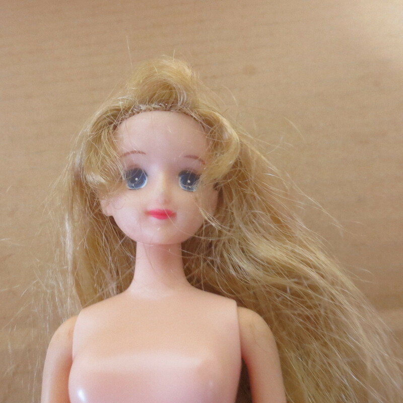 タカラ　日本製　ジェニーフレンド 　オリーブ　人形