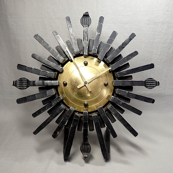 ビンテージ【アイアン アナログ式 デザイン置時計】鉄製 真鍮 サンバースト 重厚 重量5kg インテリアクロック オシャレ オブジェ