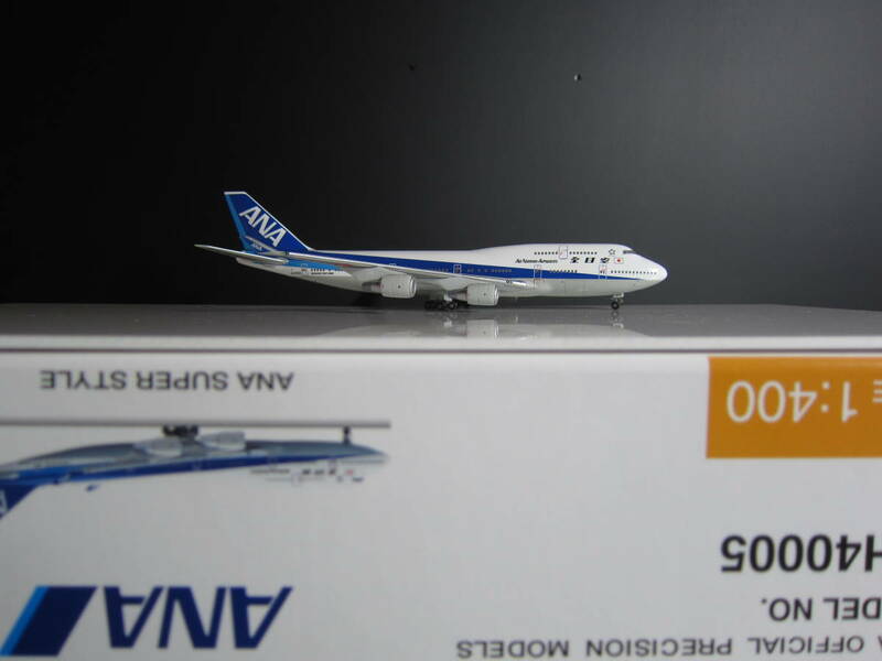 ◆ＡＮＡ [JA405A] ＡＮＡ　ＳＵＰＥＲ　ＳＴＹＬＥ◆NH40005 [1:400]◆Ｂ７４７－４００