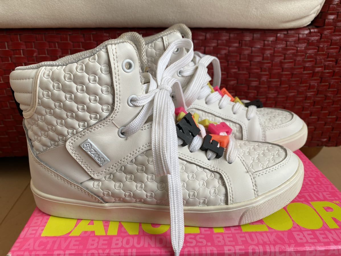 ZUMBA Street Boss ズンバ　シューズ　ハイカット　スニーカー　White ホワイト　白