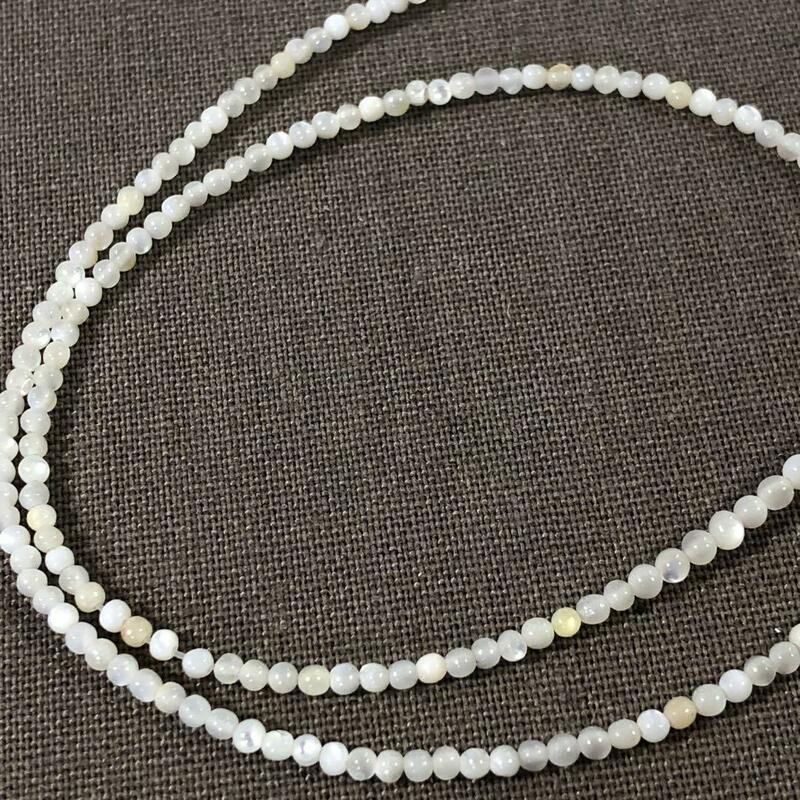 hh065/SALE！シェル◇白蝶貝 約2mm1連