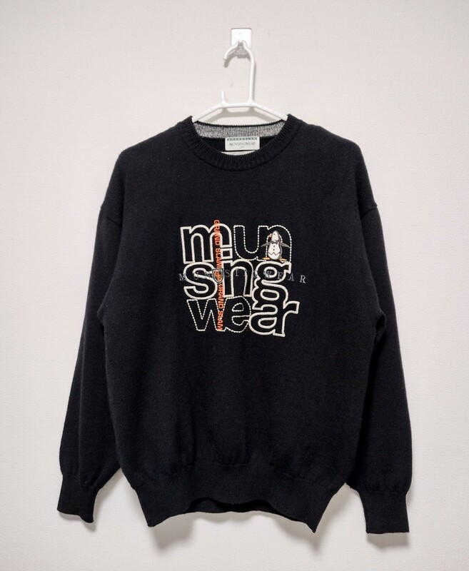 【インナー付】Munsingwear 刺繍セーター MAサイズ ニット マンシングウエア　ゴルフ　ブラック