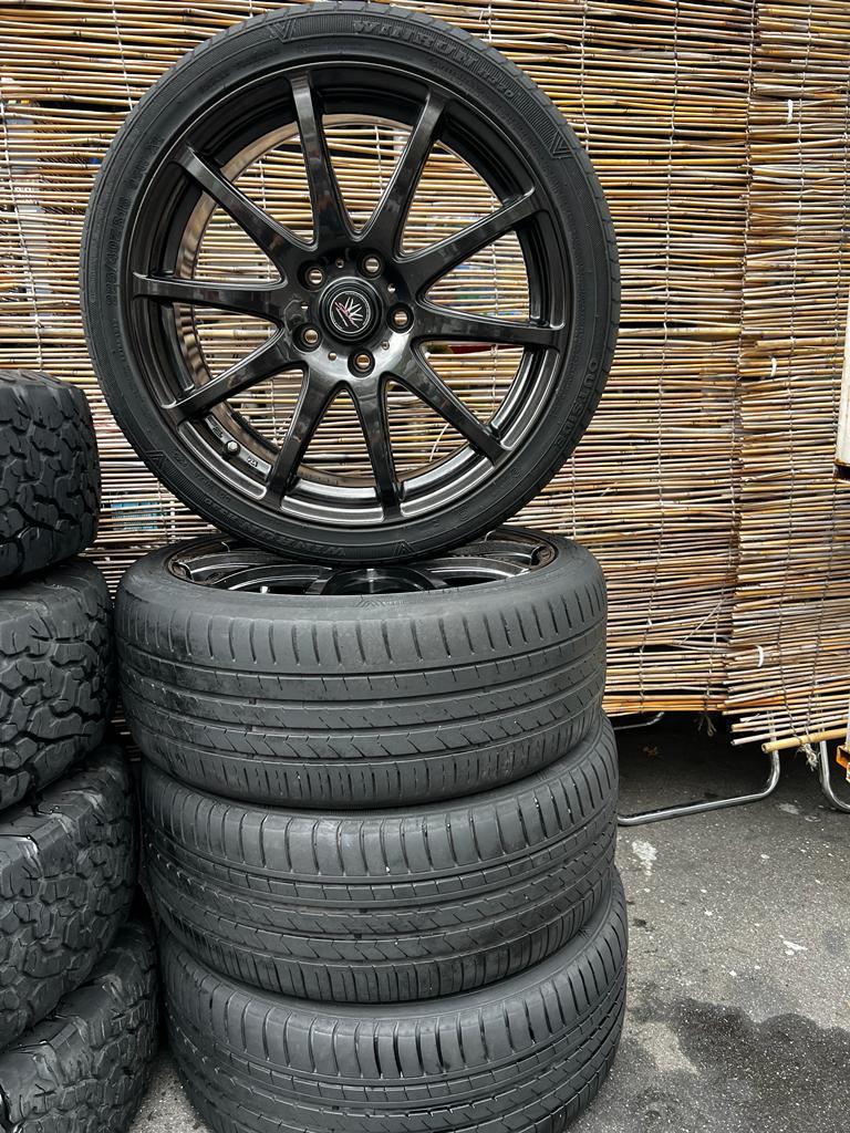 LOXARNY　SPORT　225/40ZR18 　タイヤ　ホイールセット　