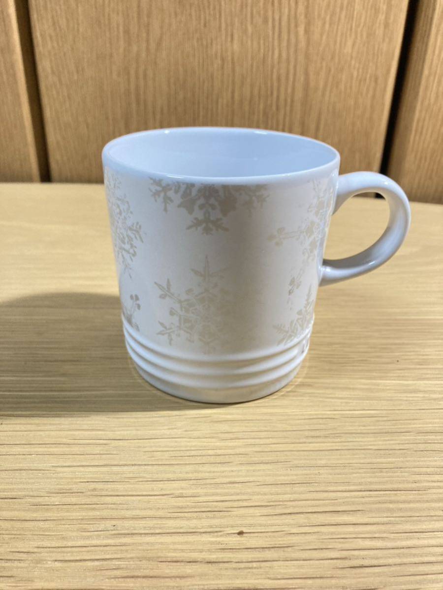 ▼ルクルーゼ≪スノーフレーク マグカップ 1個≫LE CREUSET ホワイト 雪 結晶