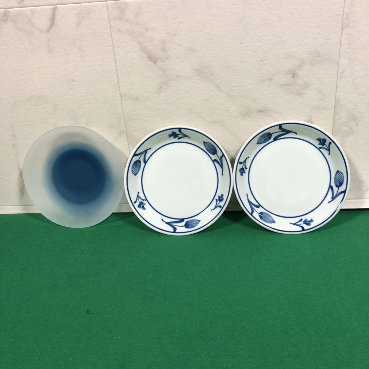 1円～☆ 【未使用品】井澤コーポレーション izawa 食器 青 3枚セット 柄 花 グラデーション お皿
