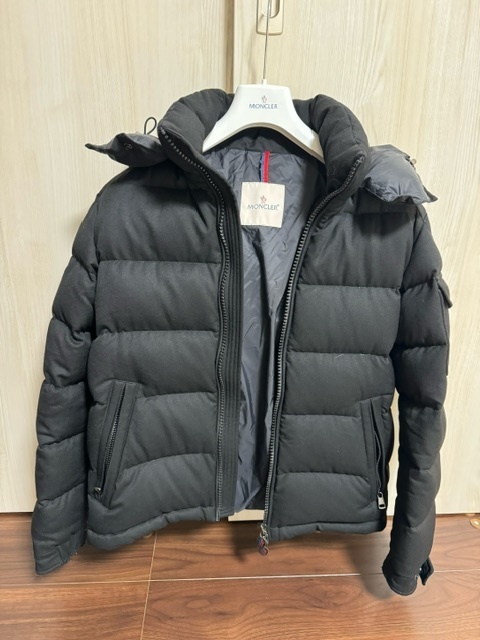 モンクレール　モンジュネーブル　MONCLER　MONTGENEVRE JACKET　黒　サイズ2