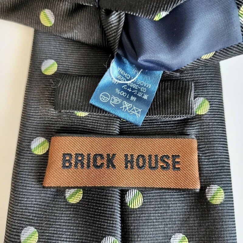 BRICK HOUSE by TOKYO SHIRT（ブリックハウス）黒緑ドットネクタイ