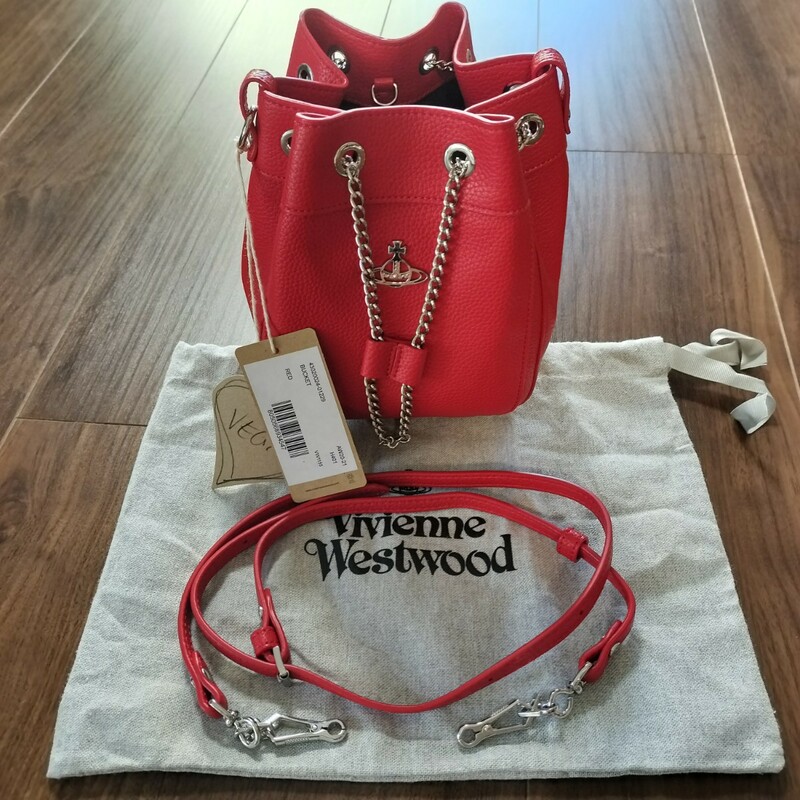 Vivienne Westwood（ヴィヴィアンウエストウッド）赤オーブショルダーバッグ、ハンドバッグ、2WAYバッグ、コロン巾着バッグ、チェーン新品