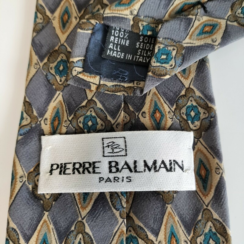 PIERRE BALMAIN（ピエールバルマン）グレー花菱形ネクタイ