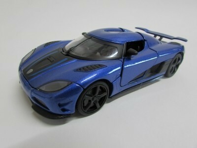 ダイキャストミニカー 1/32　Koenigsegg　ケーニグセグ　ブルー