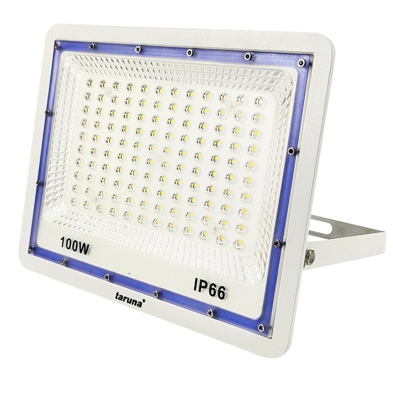 送料無料 4個セット 高輝度 100W 1000W相当 極薄型 LED投光器 広角130° 昼光色6500K 8000LM IP66 3mコード 角度調整 看板灯 bld