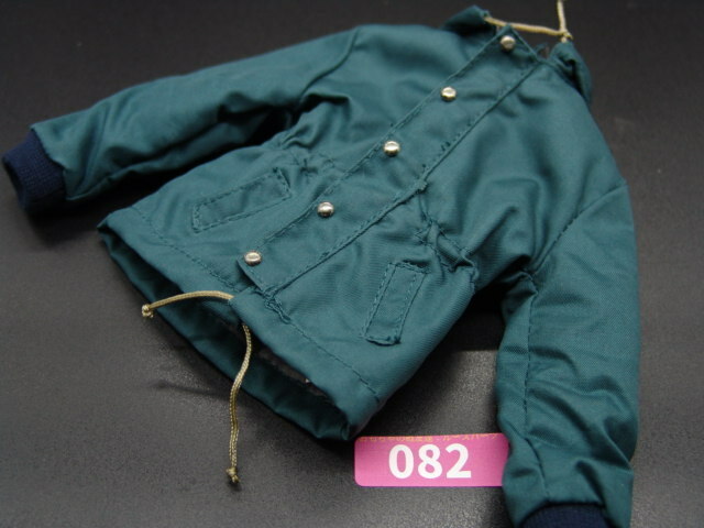 【 P 082 】1/6ドールパーツ：DRAGON製 ドイツ警察防寒ジャケット【 長期保管・ジャンク扱い品 】