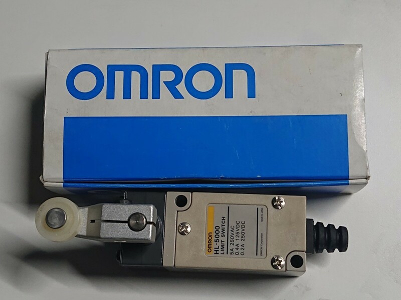 未使用品 オムロン リミットスイッチ HL-5000 リミットセンサ OMRON