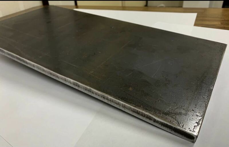 鉄板 厚み6mm 17cm×20cmDIY 作業台 彫金 金床 ハンドメイド 自動車 切板 板金 バーベキュー アウトドア キャンプ