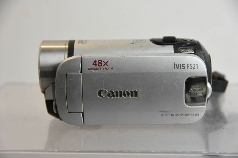 デジタルビデオカメラ Canon キャノン iVIS FS21 231103W19