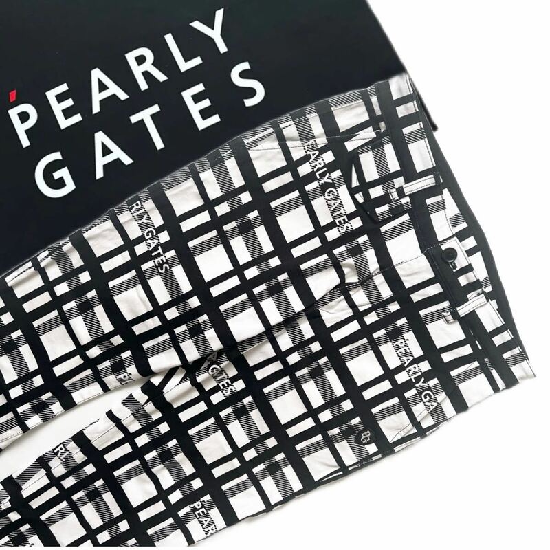 【送料無料】PEARLY GATES パーリーゲイツ　ロゴチェック柄　ゴルフパンツ　メンズ　ズボン　4 M ロゴ　近年モデル　ブラック　ホワイト
