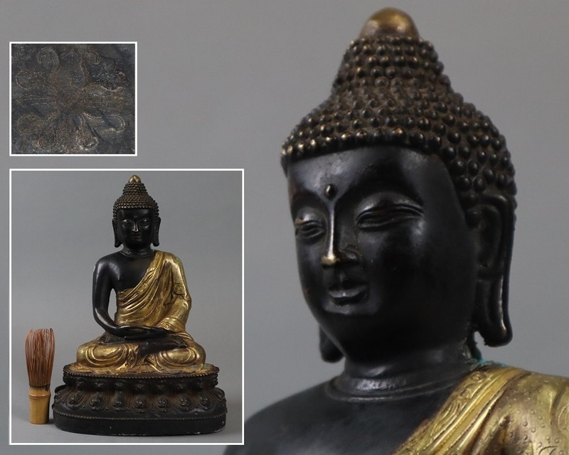 中国古玩 唐物 仏教美術 古銅造 鍍金 チベット仏 仏像 高30,7cm 時代物 細密細工 古美術品[b1306]
