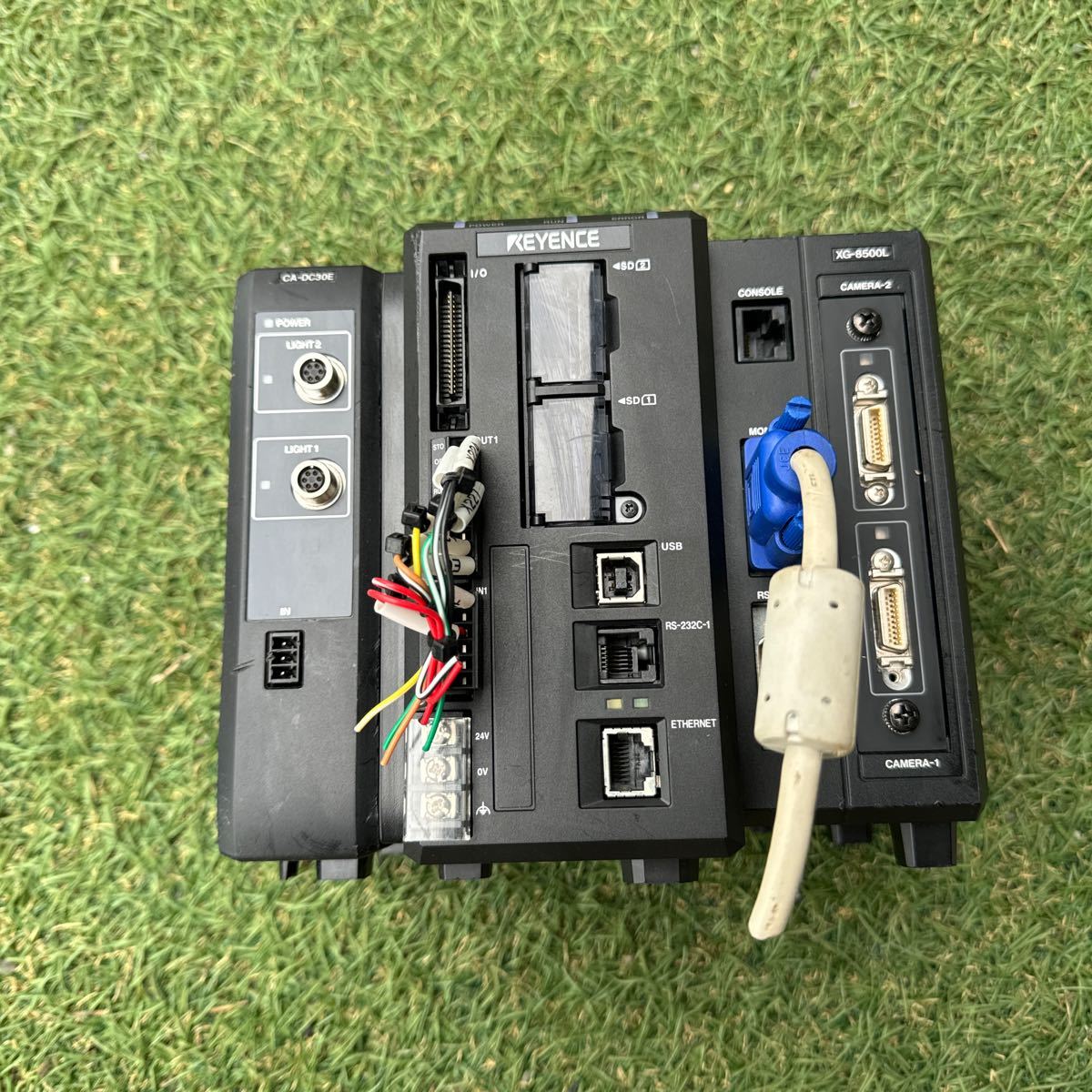 3M098 KEYENCE キーエンスマルチカメラ画像システム/ラインスキャンカメラ対応コントローラ - XG-8500L CA-DC30E テスト済み動作保証付き