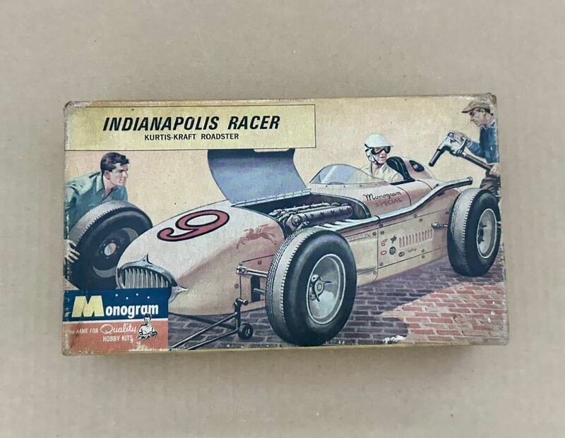 貴重　プラモデル　旧パッケージ　 1965 モノグラム インディアナポリスレーサーモデルキット　Monogram indianapolis racer　