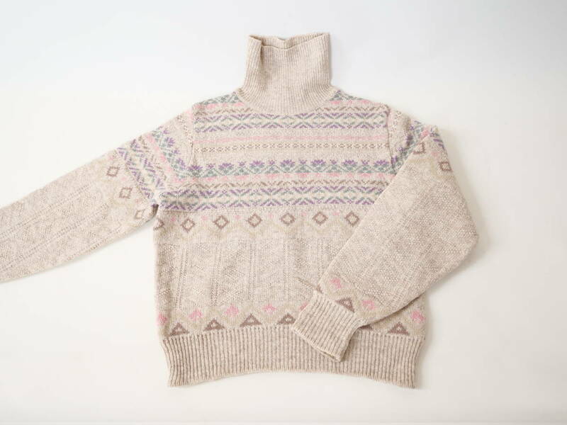【Laura Ashley】ローラアシュレイ スコットランド製 セーター ウール100% S～Mサイズ(SMALL/MEDIUM)