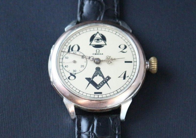 下取＆値引き交渉あり 1910年 オメガ懐中時計ムーブメント＆純銀ケース使用 カスタム腕時計 フリーメイソン白文字盤
