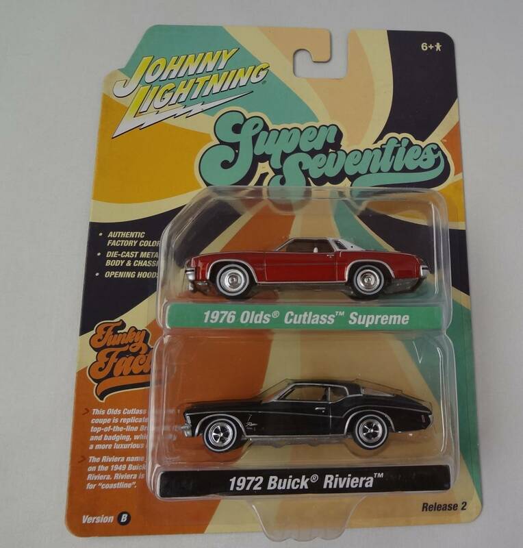 JOHNNY LIGHTNING　ジョニーライトニング　1/64　1976 Olds Cutlass Supreme/1972 Buick Riviera　ビュイック　スーパー70S　2台セット