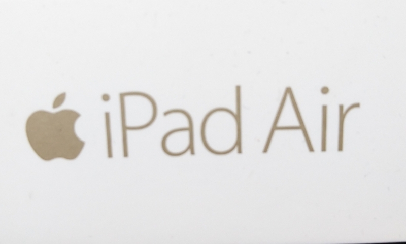 美品 iPadAir2 箱のみ タブレット アップル apple 