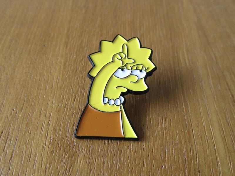 古い ピンバッジ：The Simpsons シンプソンズ リサ バレンシアガ supreme ピンズ#M
