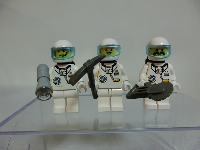 ★ LEGO 正規品 ★ レゴ ミニフィグ ★ 宇宙飛行士 宇宙探検隊 3人組 ★ レゴブロック 宇宙シリーズ 