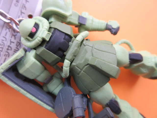 ザク【タグ付き】ラージサイズクリエイティブキーホルダー／フィギュア／機動戦士ガンダム／商品説明欄全部必読！入札条件＆取引条件厳守！
