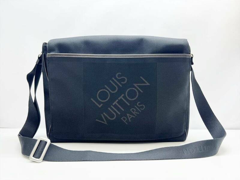 美品　Louis Vuitton　ルイヴィトン　ダミエジェアン　メサジェ　NM　 ショルダーバッグ　クロスボディ　黒　 M93225