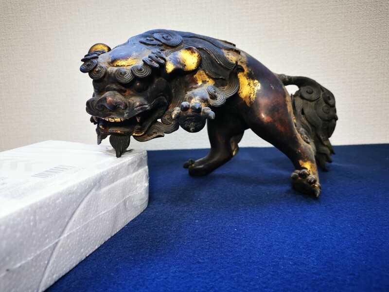中国美術 骨董 時代物　銅製　獅子　置物