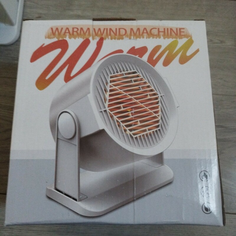 WARM Wind Machine　ミニファンヒーター