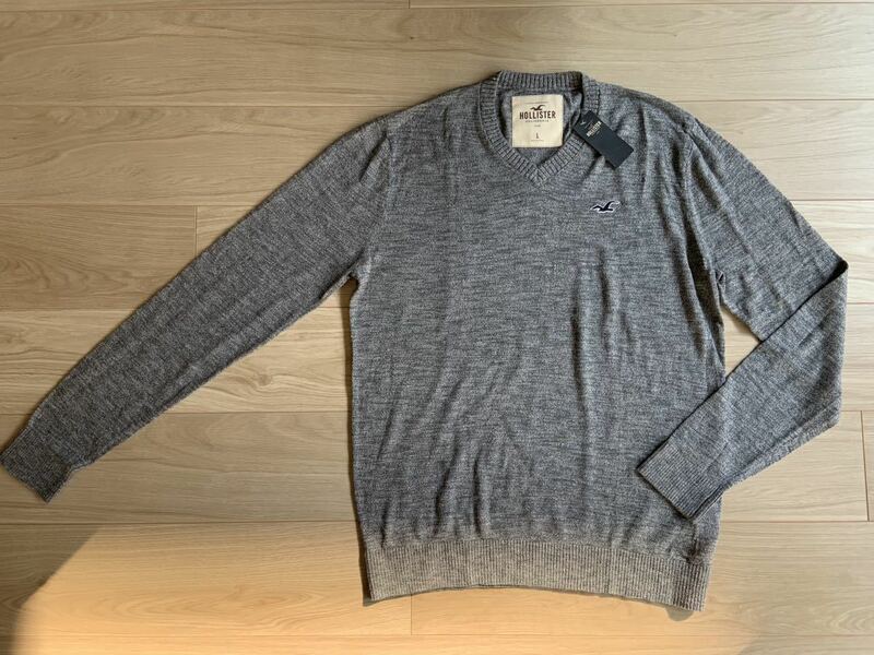 新品タグ付◇ホリスター HOLLISTER ニット Vネック グレー L