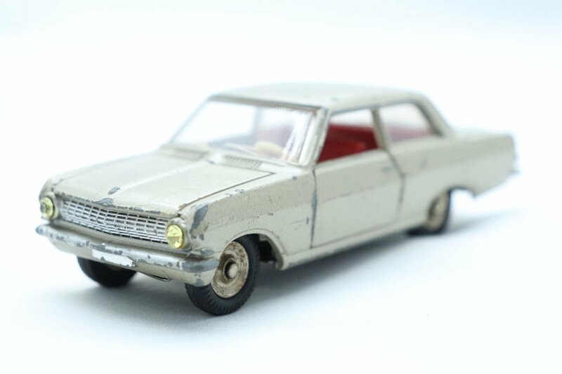 【当時物】DINKY TOYS/ディンキー ◎ OPEL REKORD 1/43 S42 ヴィンテージ・ミニカー ◎#4977