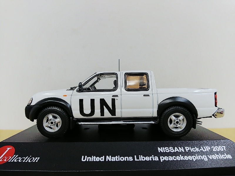 ■ 京商J-COLLECTION製 日本車コレクション1/43NISSAN PICK UP (UN - United Nations) Liberia 2007 日産 ピックアップ国連 モデルミニカー