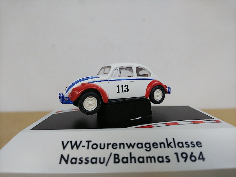 ■ BREKINAブレキナ VW-Tourenwagenklasse Nassau/Bahamas 1964 フォルクスワーゲンビートル トゥーレンワーゲンクラス レーシングミニカー