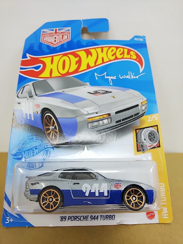 ■ HOTWHEELSホットウィール HW TURBO 1/64 PORSCHE 944 TURBO ポルシェ ミニカー