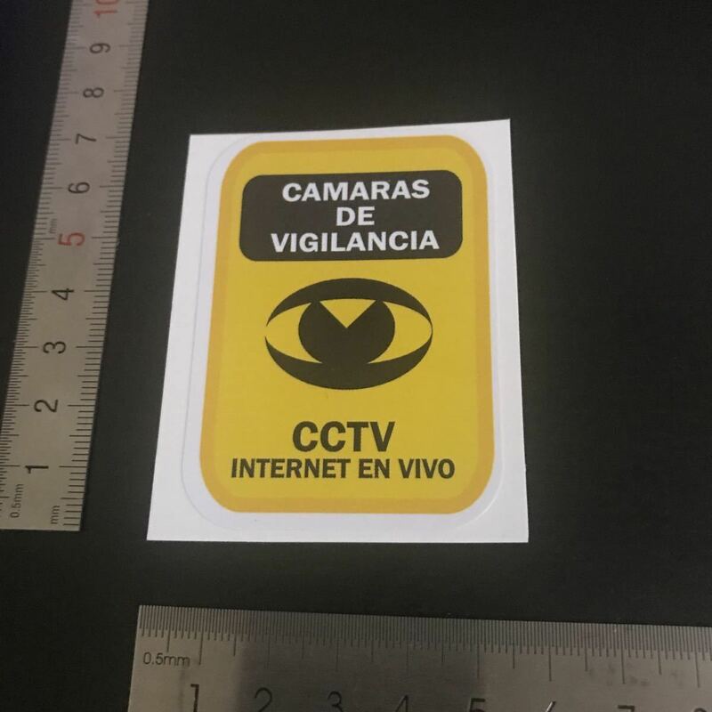 CCTV internet en vivo 監視カメラステッカー？スペイン語？@1987