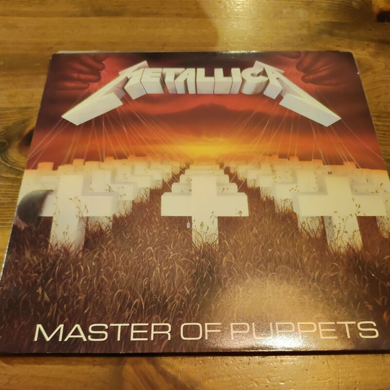 中古レコード　メタリカ / Master Of Puppets (UKオリジナル,MFN60)（LPレコード）リーフレット付