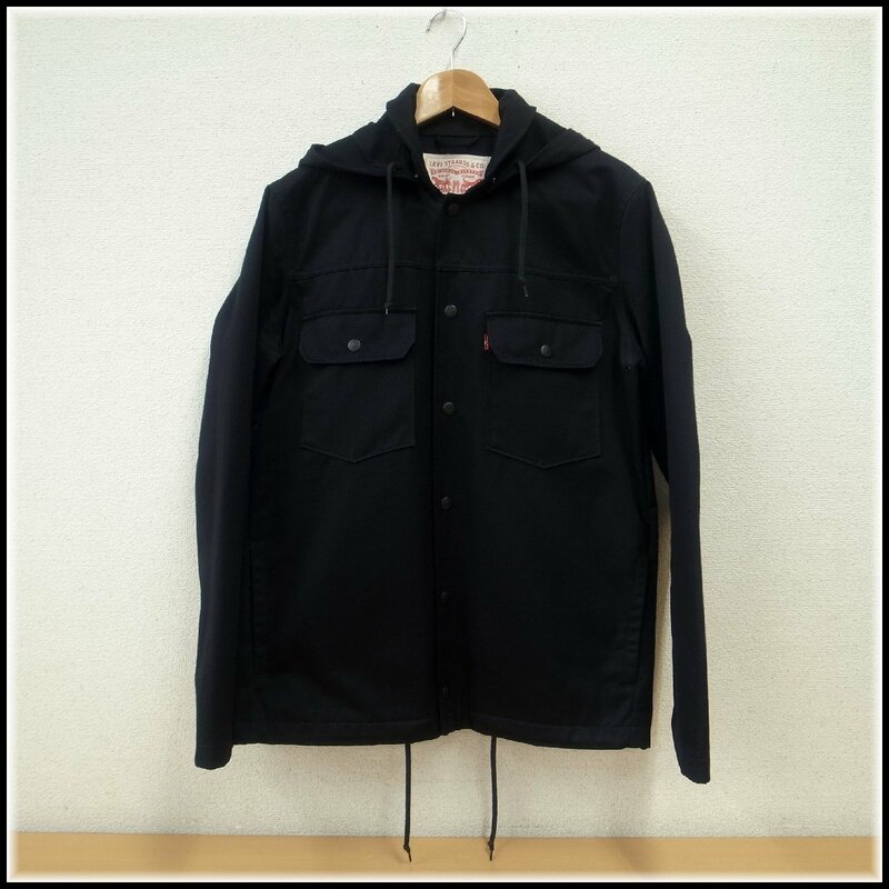 C133T　LEVI STRAUSS&CO. リーバイ ストラウス　LEVI'S リーバイス　フーディージャケット　Mサイズ　コットン100％　ブラック