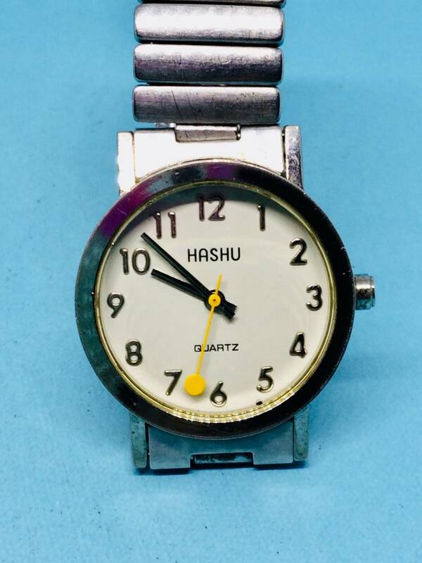 (B38)シックな(*'▽')HASHO・ハッシュ（電池交換済み）シルバー・ユニセックス腕時計USED（送料全国一律185円）素敵な時計です。