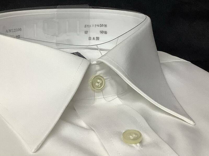 46-86 ★ 4L寸　日本製 新品　白無地ワイシャツ　形態安定加工のレギュラーシャツ　カッターシャツ　パリッと生地お買い得ドレスシャツ　