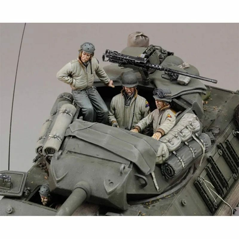 DIY フィギュア 兵士 4体セット ジオラマ 1/35スケール ミリタリー 外国兵 戦車 戦争 樹脂 模型 ミリタリー 未塗装 F949