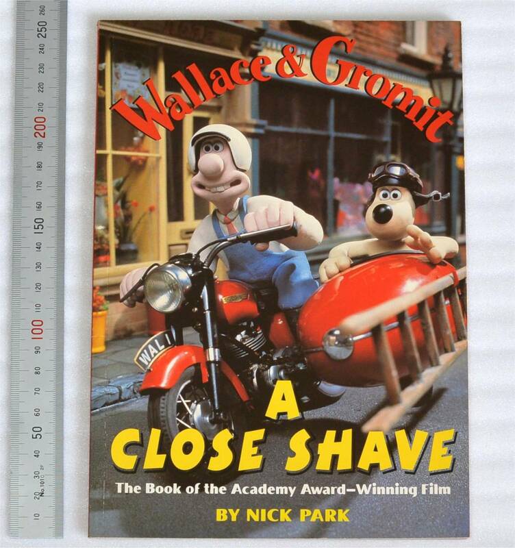 英語の絵本　Wallace & Gromoit　A Close Shave　by Nick Park　(1996)　ウォレスとグルミット危機一髪　ひつじのショーン（送料185円）