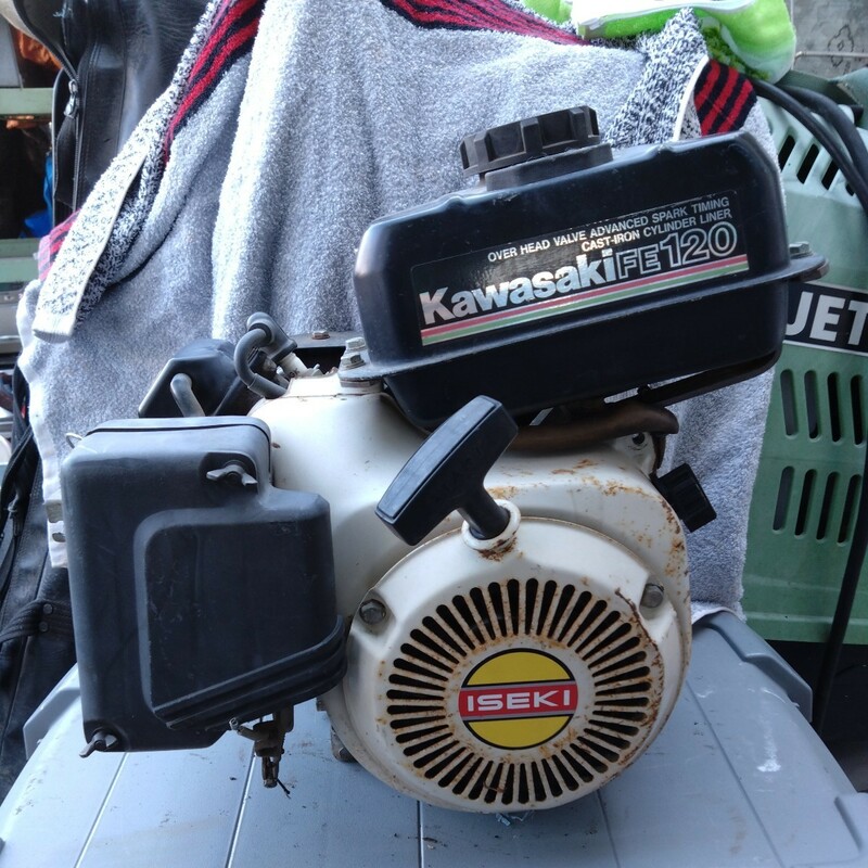 ガソリンエンジン KAWASAKI FE120 ジャンク　圧縮あり