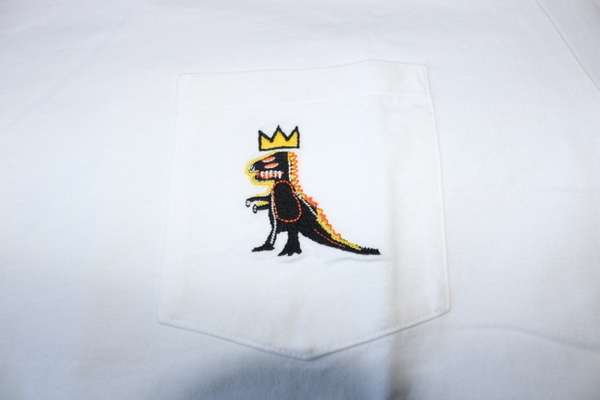バスキア　Tシャツ　恐竜　王冠　白　胸ポケット付きメンズ　XL　UNIQLO　ユニクロ　UT　Jean-Michel Basquiat　新品 未使用
