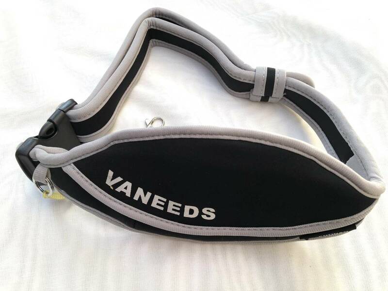 新品　VANEEDS　ボディバッグ　SEA　BAG　ウェストバッグ　サーフィン・サイクリング・ランニングに　ウェットスーツ素材　シーバッグ