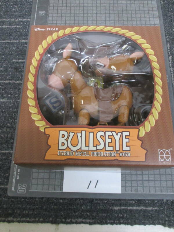 11　BULLSEYE HYBRID METAL FIGURATION 　HMF#079　HEROCROSS