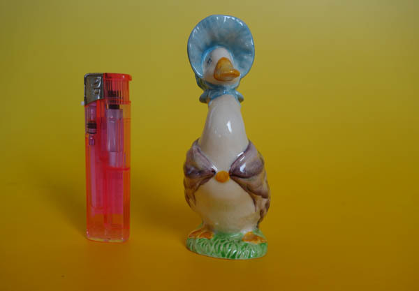 陶器市x　　ヴィンテージ品　置物　ベズウィック　 Beswick　Jemimima puddleduck　フィギュリン　動物　英国製 ピーターラビット 